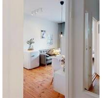 Gelegenheit mit Haken: möblierte 2-Zimmer-Wohnung mit Balkon - Berlin Treptow-Köpenick