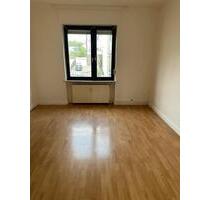 Helle zentral gelegene 2ZKB-Wohnung in Mayen zu vermieten