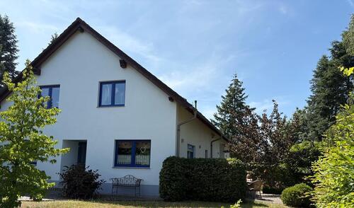 Foto - Einfamilienhaus mit großer Garage auch für Hobby & Co