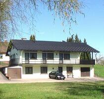 Einfamilienhaus mit natürlichem Ambiente zu vermieten - Aichhalden