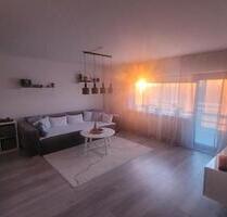 Egelsbach 3 Zimmer, Küche, Bad - 1.380,00 EUR Kaltmiete, ca.  90,00 m² in Egelsbach (PLZ: 63329)