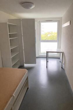 Foto - Möbliertes WG Zimmer zur Untermiete 01.02-27.02