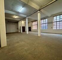 Lagerfläche 195 qm Ideal für Hochregal - Berlin Spandau