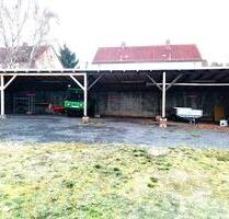 Große Stellplätze überdacht mit Strom - Elsteraue