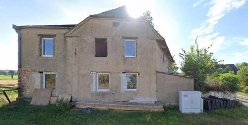 Foto - Haus im Dornröschenschlaf. - 60,00 EUR Kaltmiete, ca.  100,00 m²