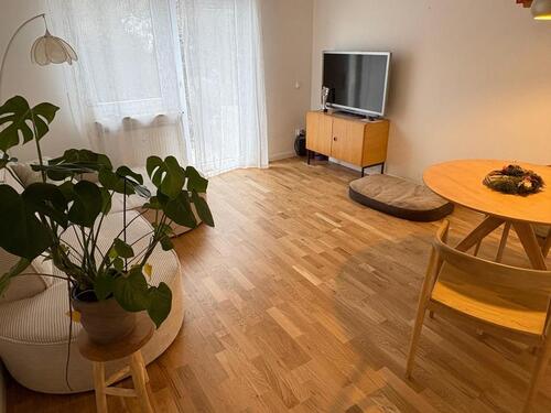 Foto - Moderne 2-Zimmer-Erdgeschosswohnung mit Garten