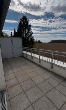 Foto - 80 m² Dachgeschosswohnung im Sozialbau – 3 Zimmer mit Balkon (WBS erforderlich)
