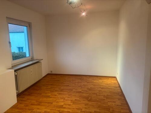 Foto - 4 Zimmer Wohnung in Griesheim - 1.600,00&nbsp;EUR Kaltmiete, ca.&nbsp; 100,00&nbsp;m&sup2;