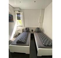 9 Zimmer vollmöbliert für WG oder Montagezimmer Mannheim-Käfertal