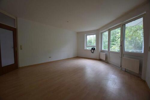Foto - +++ Zum Einzug bereit! 3-Raumwohnung mit Dusche und Balkon +++