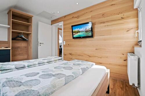 Foto - Ferienwohnung in Friedrichshafen mit großer Terrasse