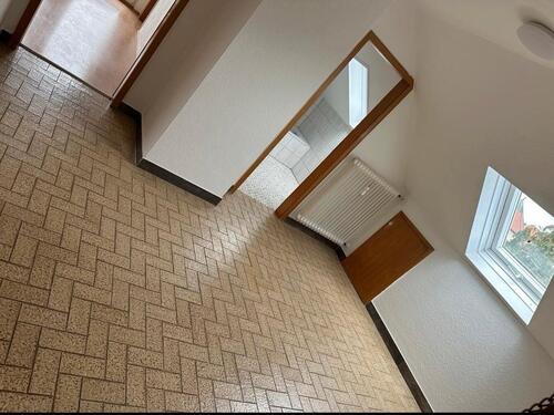 Foto - 3 Zimmer Dachgeschosswohnung in Heuchelheim-Kinzenbach