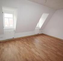 *** 4 Zimmer, 2 Bäder, Garten *** - Penig