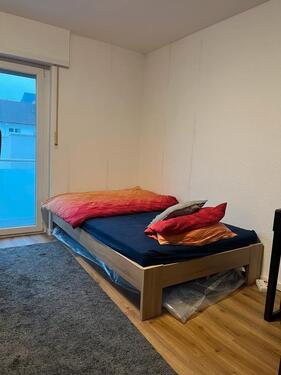 Foto - 3-er WG Zimmer - 500,00&nbsp;EUR Kaltmiete, ca.&nbsp; 80,00&nbsp;m&sup2;