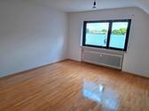 Foto - Großzügige 3-Raum-Wohnung, Balkon und EBK in Rödermark-Waldacker
