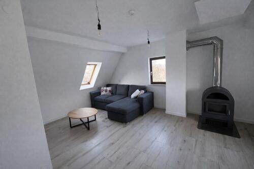 Foto - Helle 2.5 Zimmer-Wohnung in GD-Zimmern mit Stellplatz- ab sofort