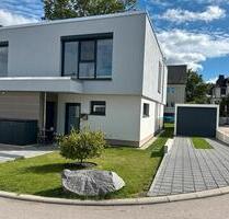Doppelhaus zur Miete in Mülsen OT Thurm – 124 m² TerrasseGarten