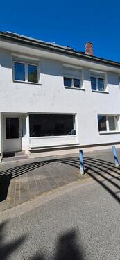 Foto - Ladenlokal zu vermieten - 1.350,00&nbsp;EUR Kaltmiete, ca.&nbsp; 83,00&nbsp;m&sup2;