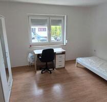 Studenten Zimmer zu Vermieten - 480,00 EUR Kaltmiete, in Völklingen (PLZ: 66333)