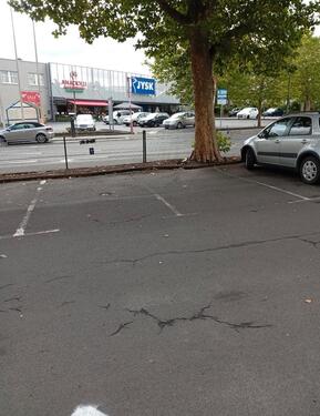 Foto - KFZ-Stellplatz in zentrale Lage zu vermieten