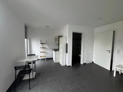 Foto - Moderne *möblierte* Stundentenwohnung 25 m² ab 01.05.2026 zu vermieten