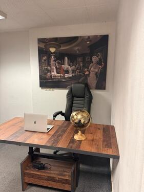 Foto - Büro 30 m² komplett eingerichtet mit WLAN Küche WC