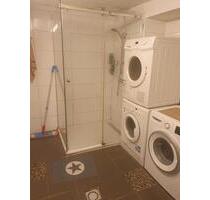 möbliertes Zimmer ab Februar - 500,00&nbsp;EUR Kaltmiete, ca.&nbsp; 31,00&nbsp;m&sup2; in Neutraubling (PLZ: 93073)