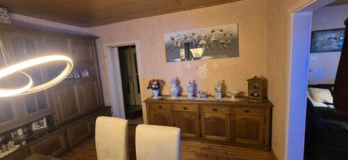 Foto - 5 Zimmer Etagenwohnung in Heusweiler