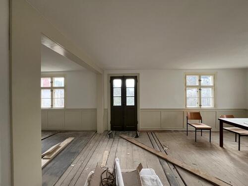 Foto - Schöne, bald frisch sanierte Einheit in Alter Schule