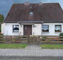 Eschede: 4-Zimmer Wohnung mit großem Grundstück zu vermieten