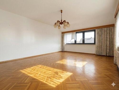 Foto - Maisonette Wohnung 3 ZKB,75 qm,Balkon-Keller Neu renoviert