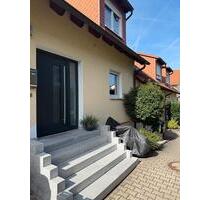 Provisionsfrei!!! Modernes Reihenhaus in 96215 Lichtenfels