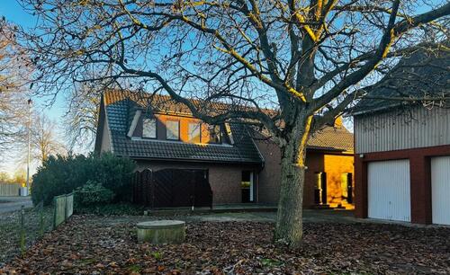 Foto - Renoviert, 4-Zimmer in eigenem HausteilZweifamilienhaus