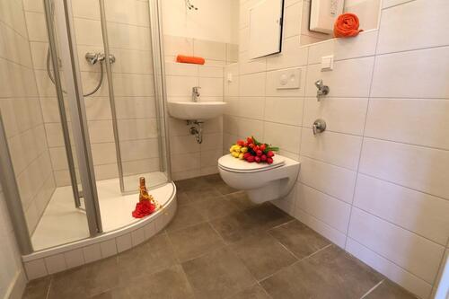 Foto - 2-Raumwohnung mit Dusche und Balkon
