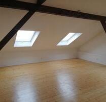 Schöne helle Dachgeschosswohnung im Zentrum von LandauIsar - Landau an der Isar