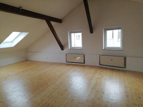 Foto - 2.5 Zimmer Dachgeschoßwohnung zur Miete in Landau an der Isar