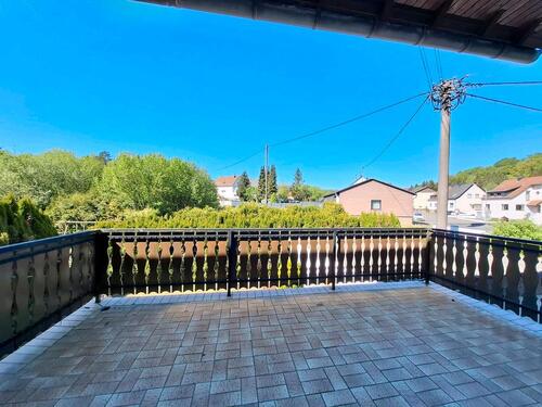 Foto - Wohnung 3 Zimmer Küche Bad Terrasse Keller