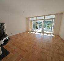 Maisonette mit Garten, Wintergarten, Terrasse und Tiefgaragenstellplatz - Kahla