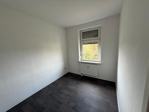 Foto - 2 - Raumwohnung - 360,00 EUR Kaltmiete,