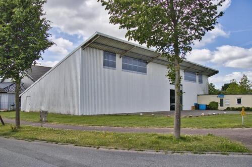 Foto - Lagerhalle zu vermieten - 1.900,00 EUR Kaltmiete,