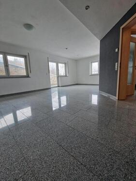 Foto - 2ZKB 75qm mit Freisitz Gartenanteil Abstellraum Stellplatz