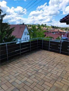 Foto - Preiswerte, gepflegte 3-Zimmer-EG-mit Balkon und Einbauküche