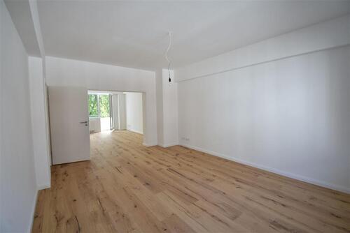 Foto - ERSTBEZUG! Großzügige 2-Zimmer-Whg mit Balkon in D-OBK