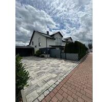 Traumhafte Doppelhaushälfte mit Terrasse in exklusiver Lage - Brackenheim