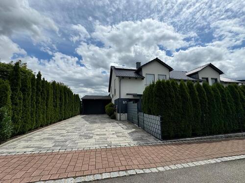 Foto - 4.5 Zimmer Doppelhaushälfte zum Kaufen in Brackenheim