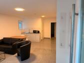 Foto - 2 Zimmer-Wohnung - neu renoviert