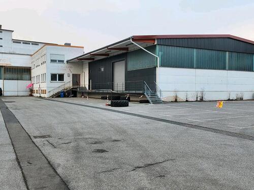 Foto - Individuell nutzbare Halle und Büroräumen in Cham Zentrum