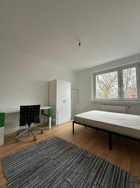 Foto - Möbliertes WG-Zimmer in Schöneweide – 14m², ohne Anmeldung