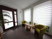 Foto - niedlicher Laden Büro im Zentrum von Crimmitschau mit 2 Räumen + Küche und Toilette, ab 01.11.2025