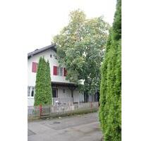 Haus mit Potential, eingewachsenem Garten in zentraler Lage - Marktoberdorf